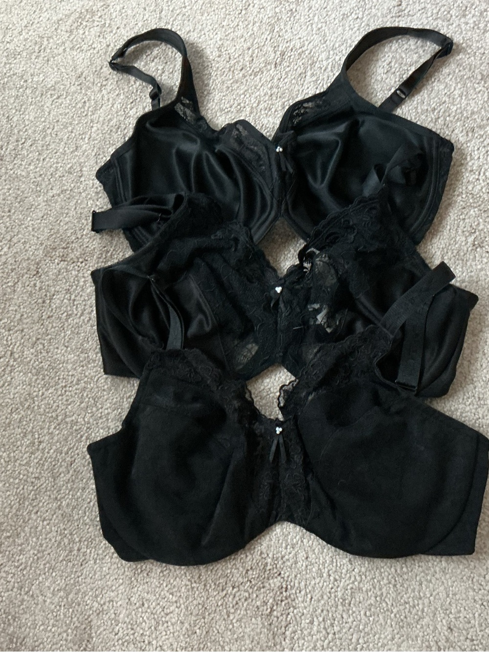 BUNDLE OF “3” WACOAL BRAS— BLACK. 34 DD - Picture 3 of 10